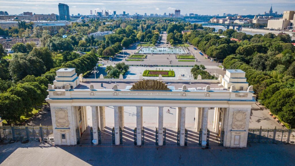 Парк Горького рядом с ЖК Резиденция на Всеволожском